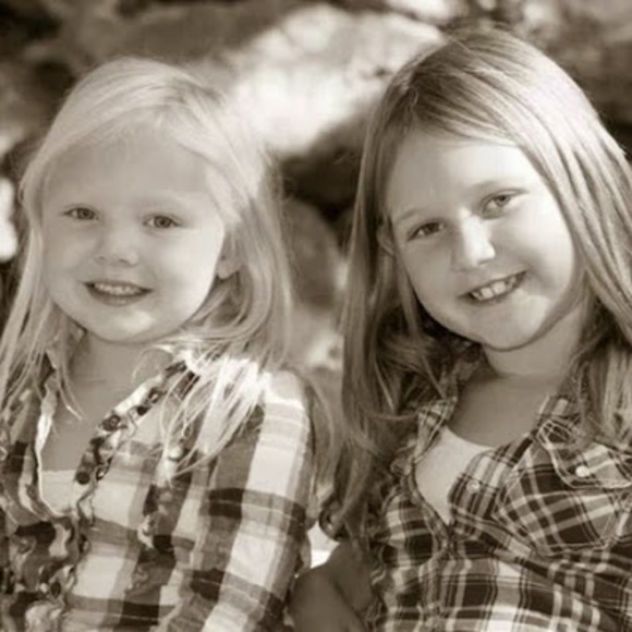 Meet your Posher, Katie - Picture 1 of 1